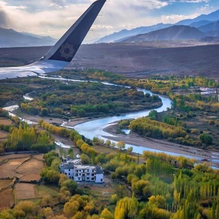 Hotel Ladakh Indus River Front Leh Exterior foto